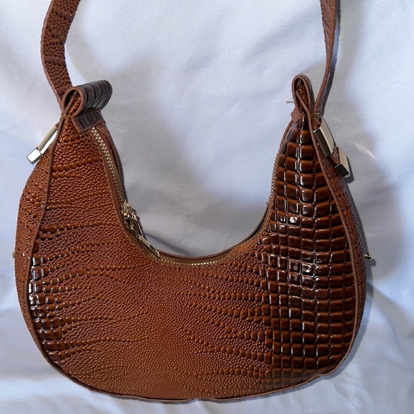 Small handbag - **FREE with any bundle** - Picture 5 of 5